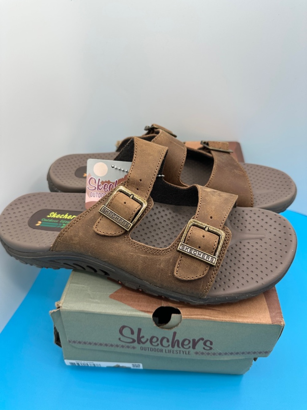NEW! Skechers Jammin’ sandals Women’s size 11 ! Brand new in box.